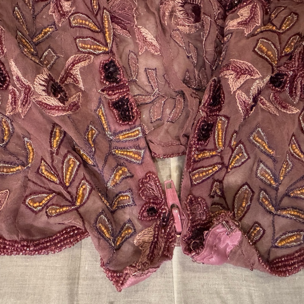 ❤️ NWT ARTISANAL HAND-EMBROIDERED 100% Silk BEADED Top - Picture 9 of 16